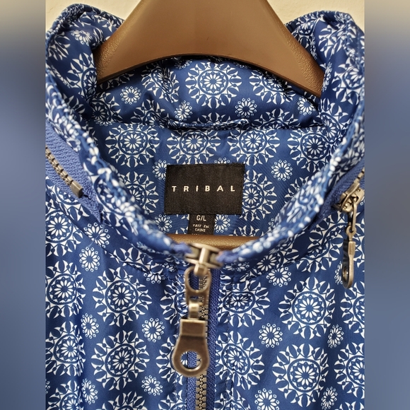 Tribal Lightweight Hooded Cinch Waist Jacket - Picture 2 of 16